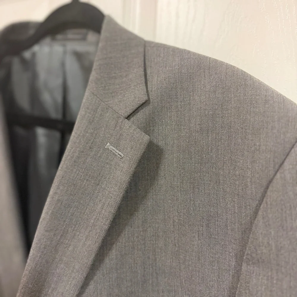 Chaps Mens Gray Two Button Suit Jacket Blazer 48R Regular Fit Notch Lapel Solid